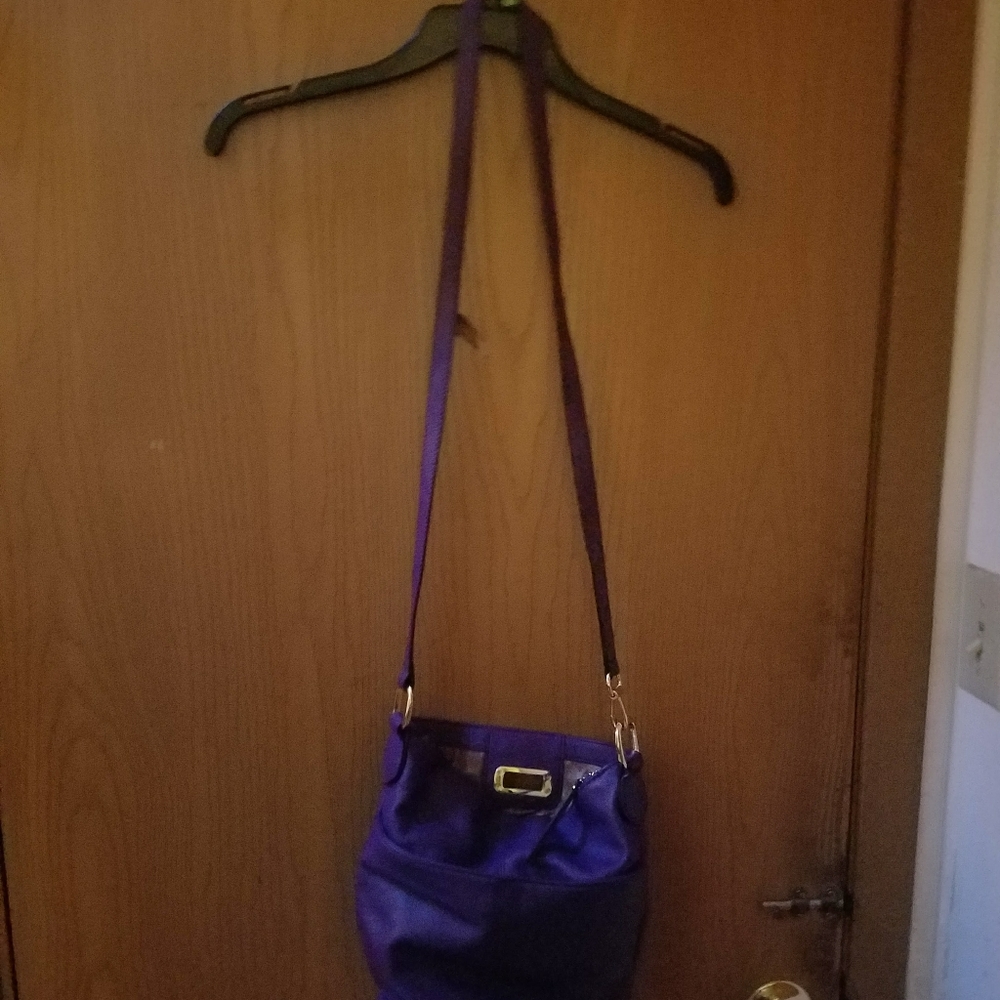 Handbag - Picture 2 of 4